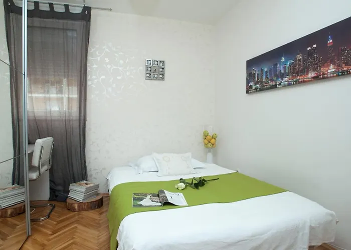 With A Parking Space - 8681 Split